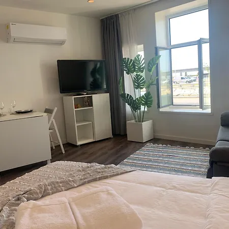 Old Town River View 公寓 *