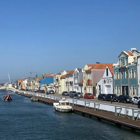 Old Town River View 公寓 *